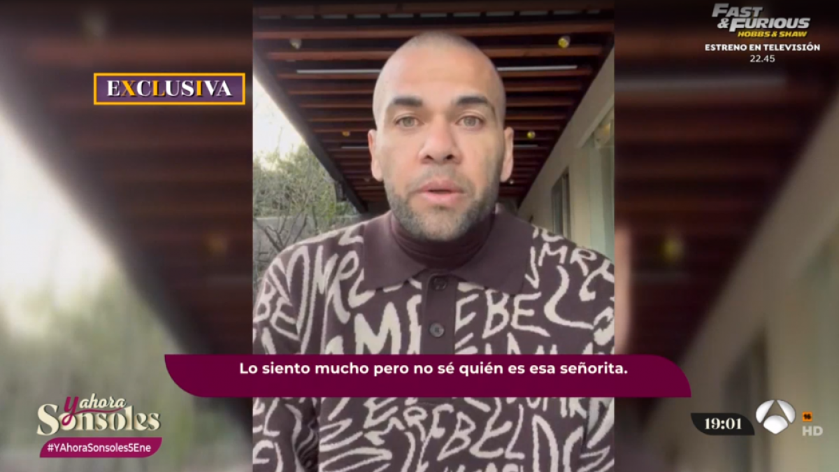 Dani Alves al seu vídeo d’Antena 3.