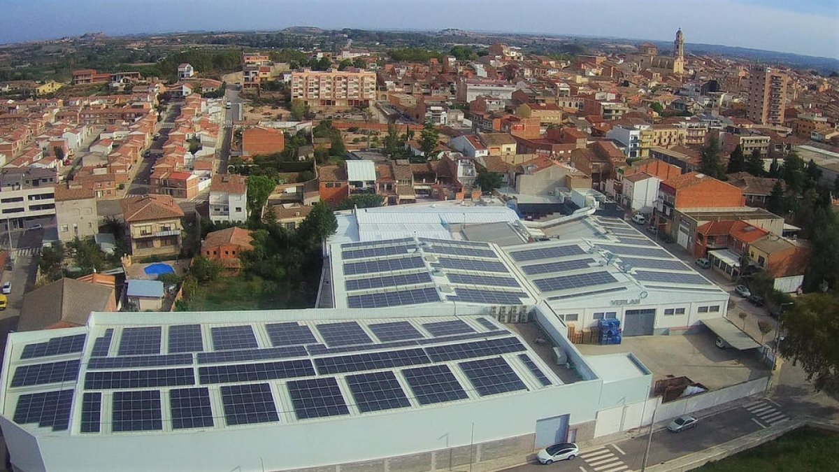 Una firma de les Borges instal·la 1.100 panells solars d'autoconsum