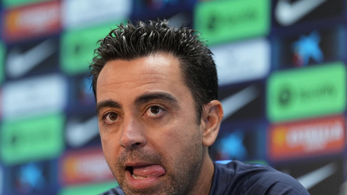 Xavi, durante su comparecencia ayer ante los medios.