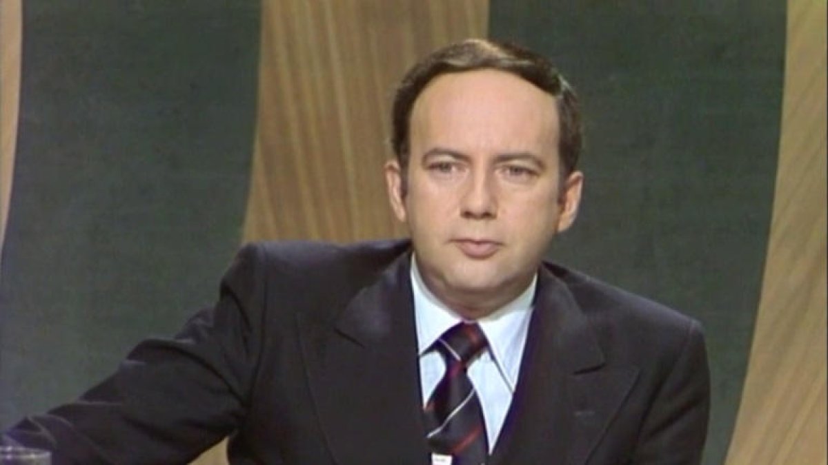 José A. Silva, primer presentador.