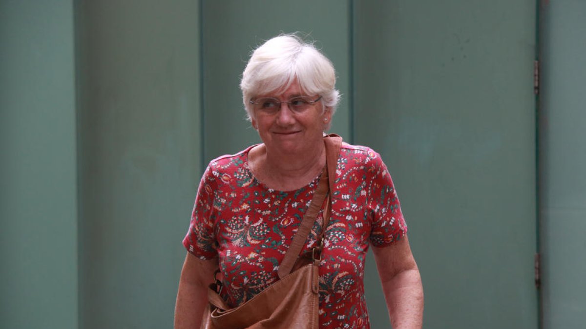 Ponsatí queda en llibertat després de negar-se a respondre les preguntes del jutjat de guàrdia de Barcelona