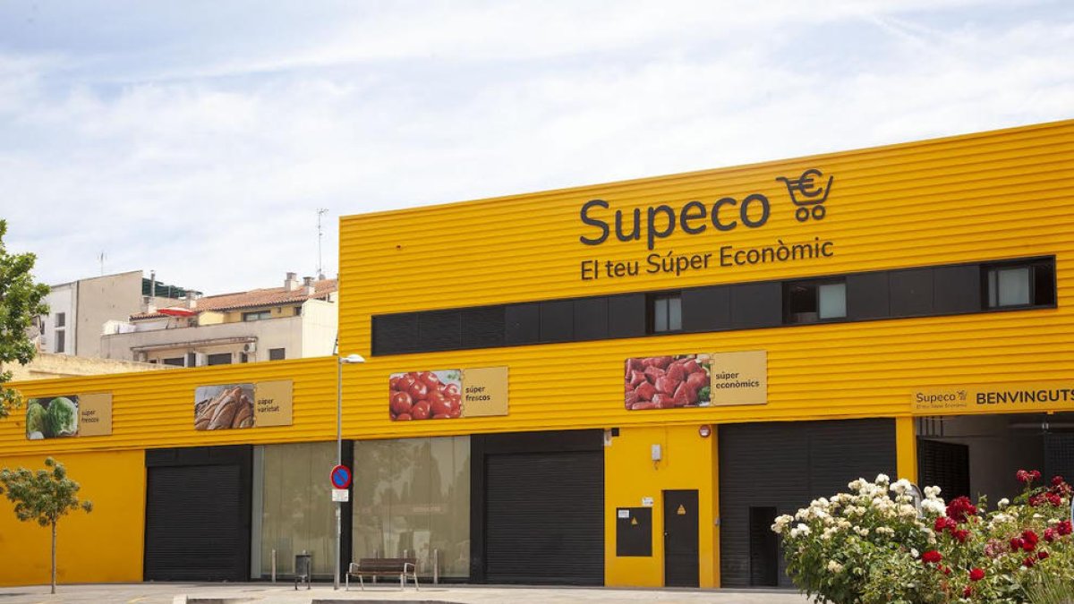 Imatge de la façana del nou establiment a Tàrrega.