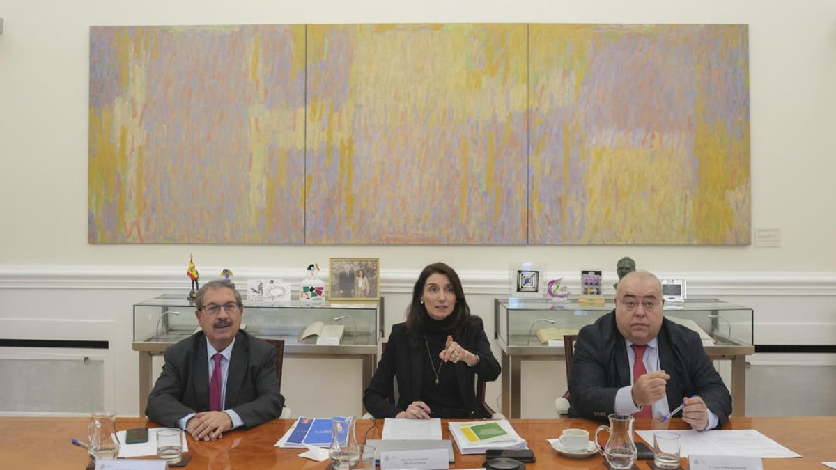 Justicia pide fomentar uso de pulseras de control telemático en maltratadores