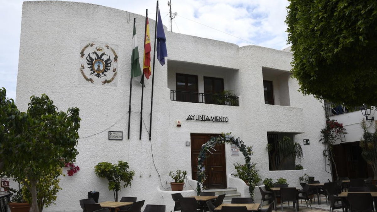 La compra de vots enterboleix la recta final a quatre dies del 28M