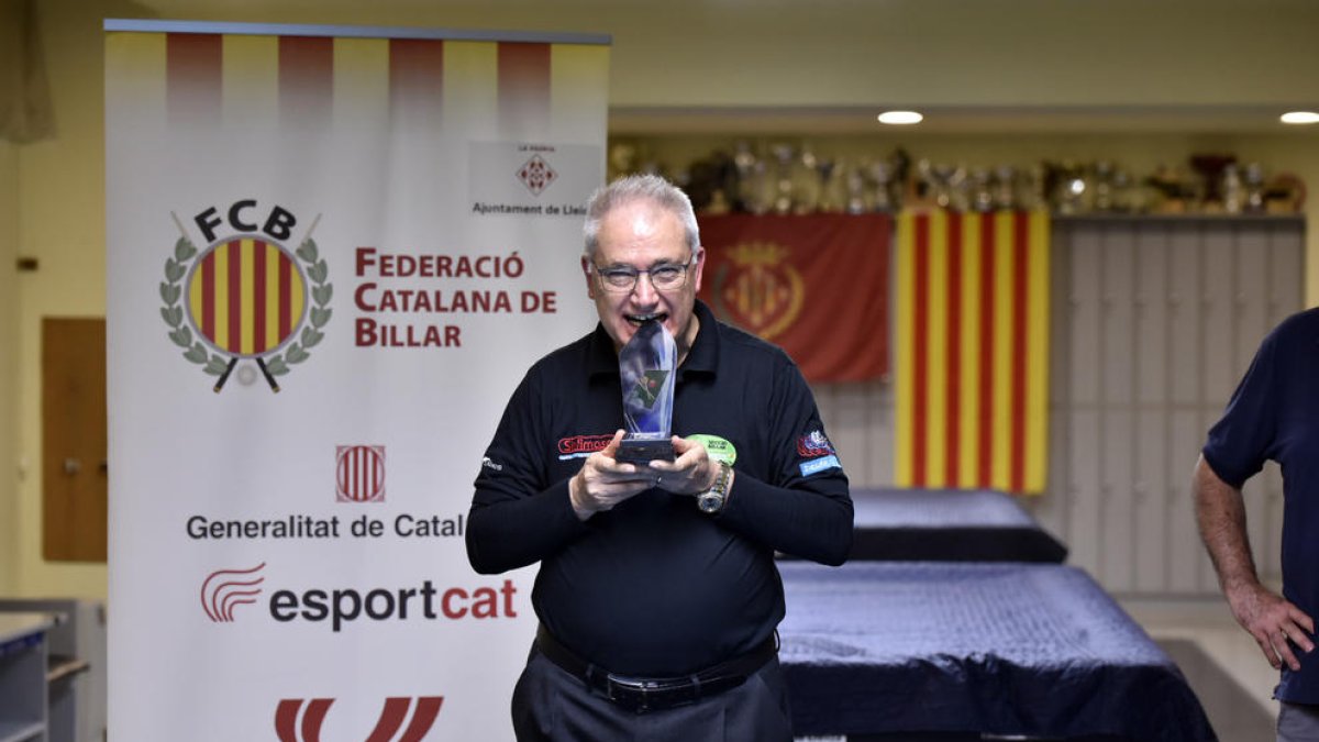 Planes, campeón de Catalunya de billar