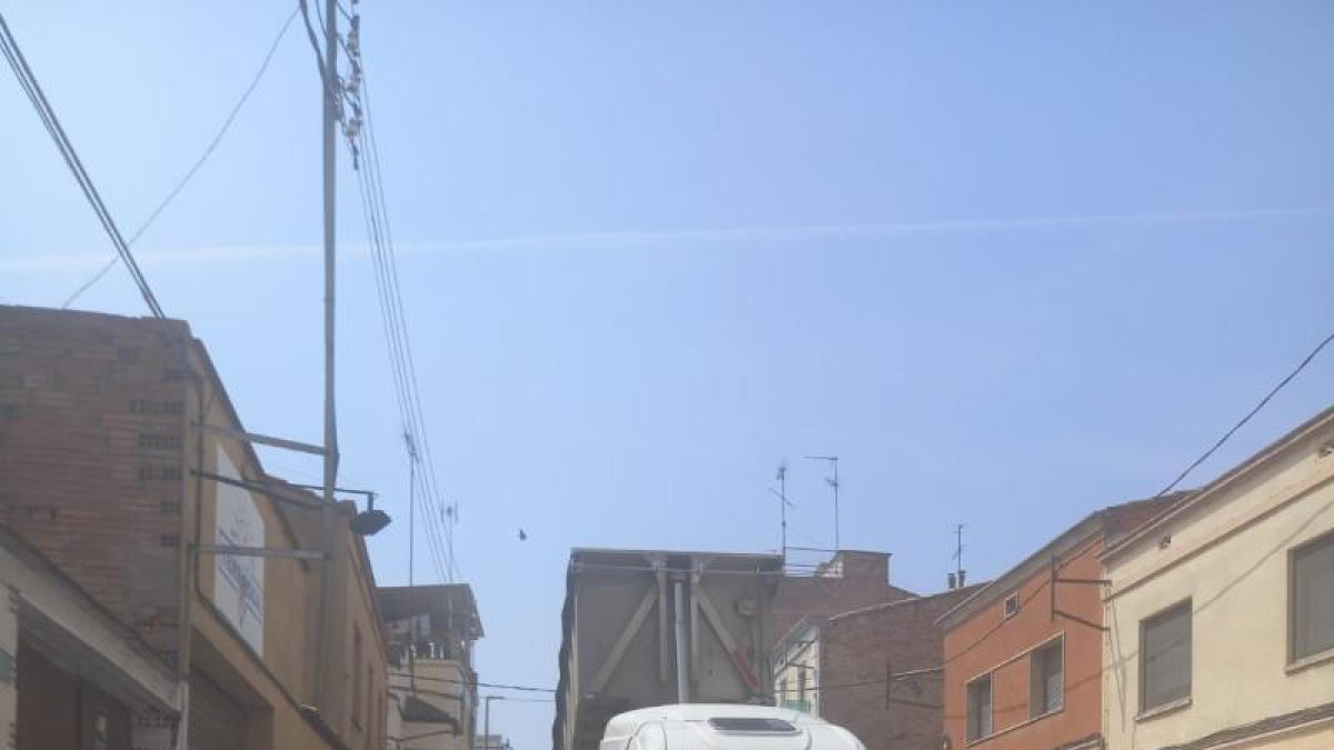 Las obras de urbanización que se hacen en la calle Nou.