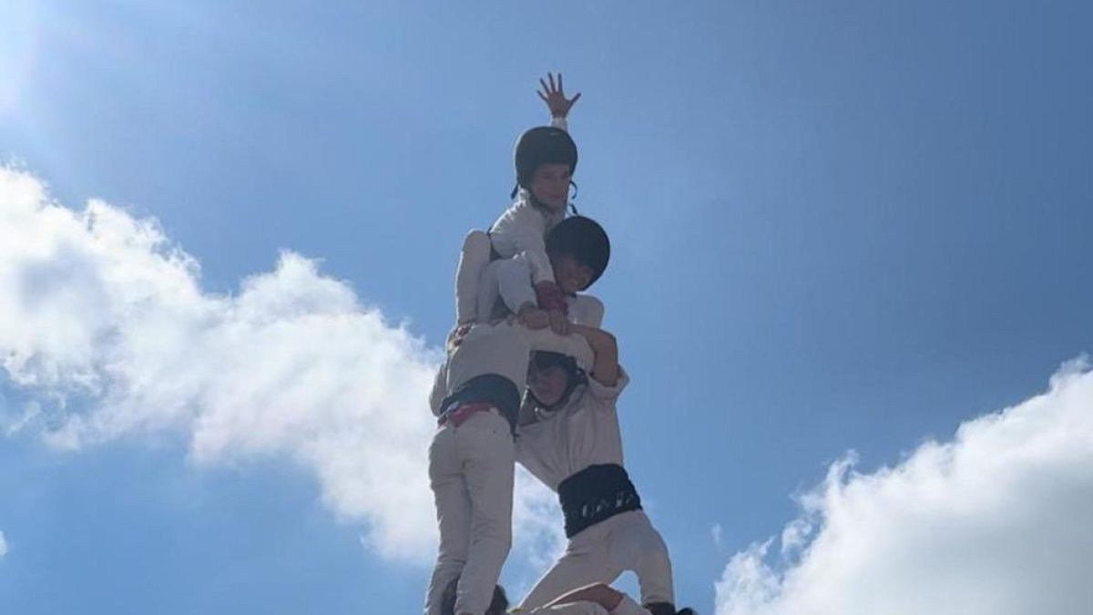 Una actuación del grupo casteller de los Malfargats del Pallars.