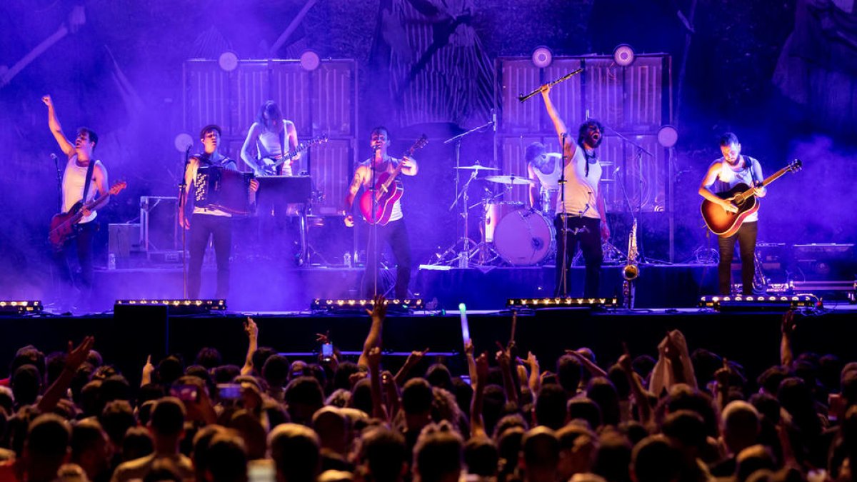 Unes 8.000 persones passen pels concerts del Festival Ítaca de l'Estartit