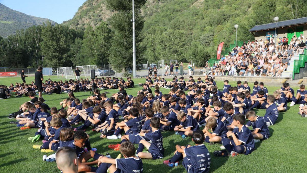 Un aspecte de la primera jornada del Pep Summer Camp, que es va iniciar ahir a Rialp i que durarà fins al 15 de juliol.