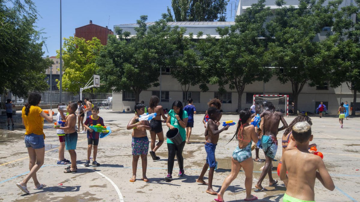 Festa de l’aigua l’últim dia del curs al col·legi Riu Segre.