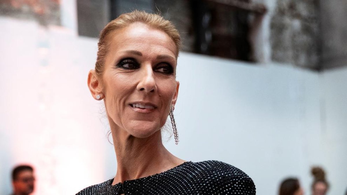 Celine Dion cancel·la la seua gira internacional per la malaltia que pateix