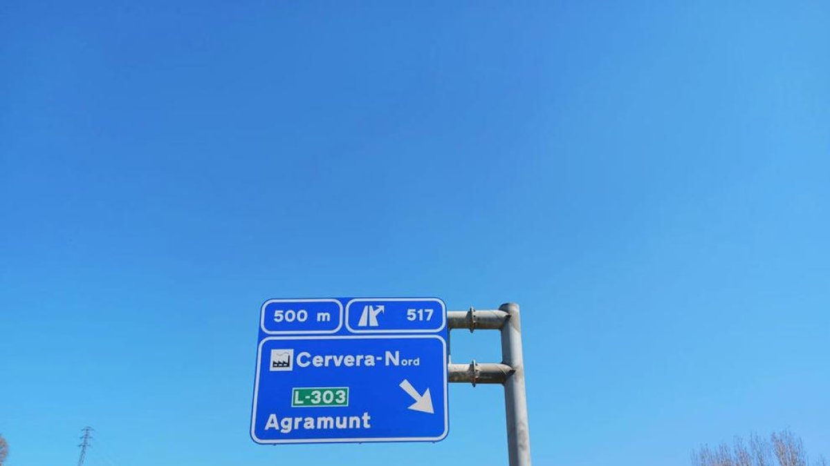 El senyal de l’A-2, que ahir ja estava en català.