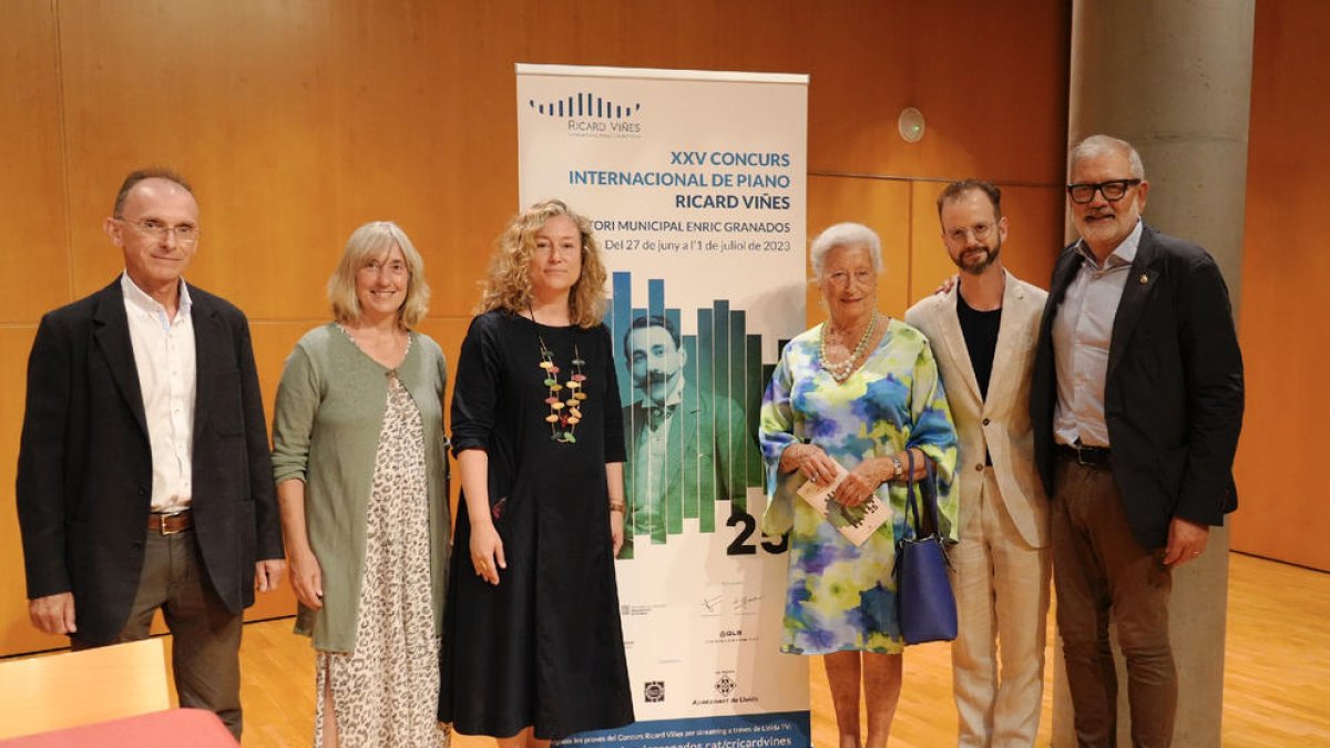 Presentación ayer en el Auditori de Lleida de la 25 edición del concurso internacional Ricard Viñes.