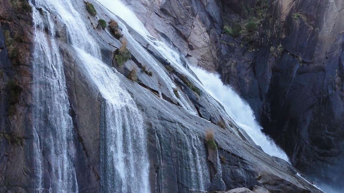 21 destinacions secretes per descobrir aquest estiu sense sortir d'Espanya