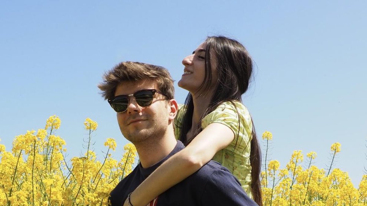 Jordi i Laura“Vam crear ‘Viajeros Curiosones’ després del confinament, perquè necessitàvem sortir”