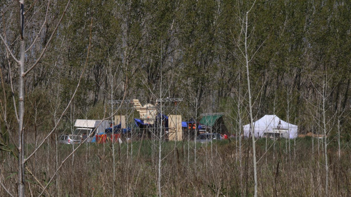Vista de las instalaciones de la ‘rave’ en Cervià de Ter.