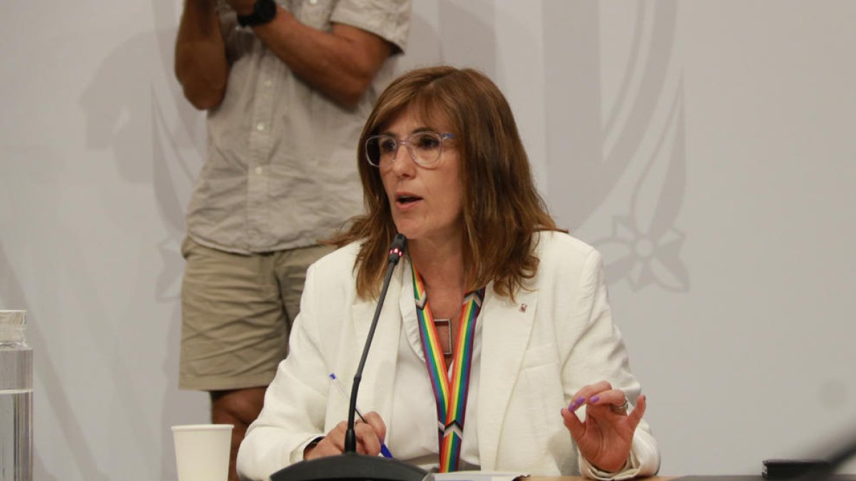 El Govern movilizará 900.000 euros y 1.343 trabajadores para vigilar la repetición de las oposiciones fallidas
