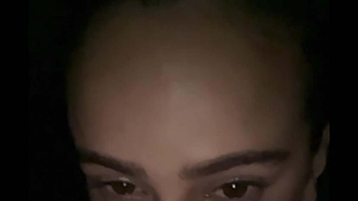 Imagen del Tik Tok de Rosalía con el final del vídeo del tema ‘Besos’.