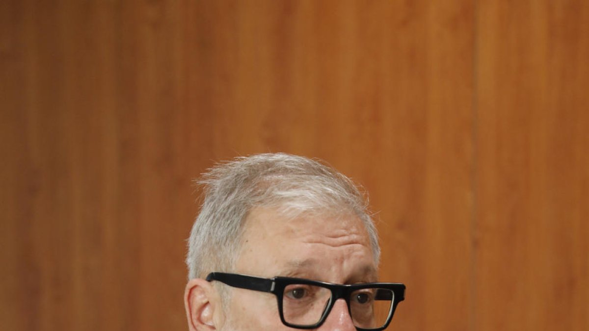 Larrosa: «Analitzarem la licitació de l'alberg i, si és possible, la pararem»