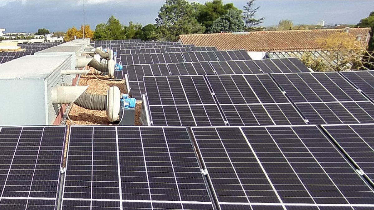 La nueva instalación fotovoltaica en Agrónomos.