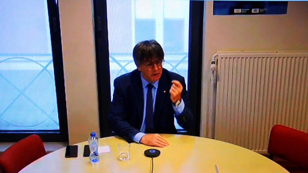Puigdemont niega que hiciera contratar como asesor del conseller Buch a un mosso para que le hiciera de escolta en el exilio