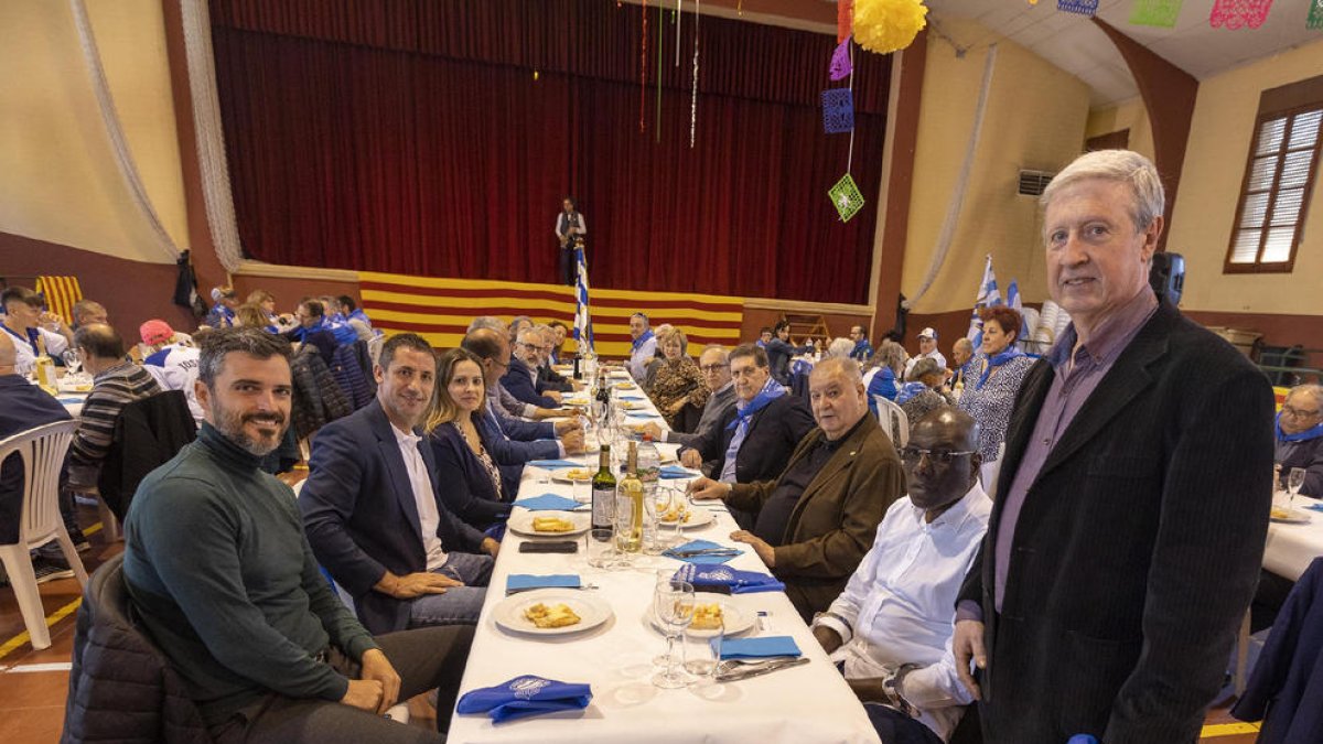 Capdevila, N’Kono y Marañón, entre los asistentes.