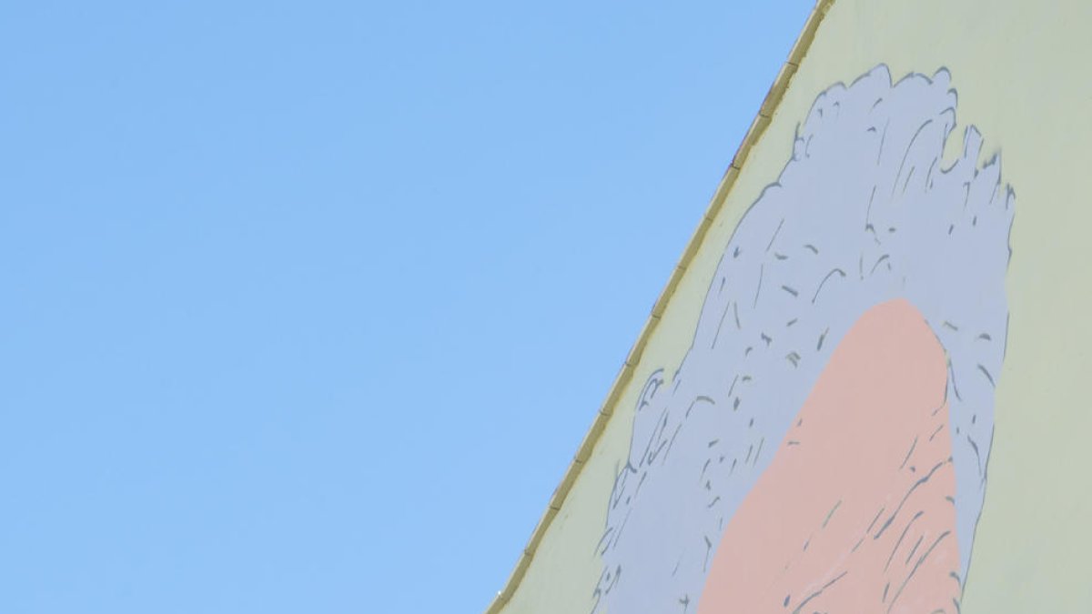 L'artista Oriol Arumí (amb gorra), a l'avinguda Tarradellas