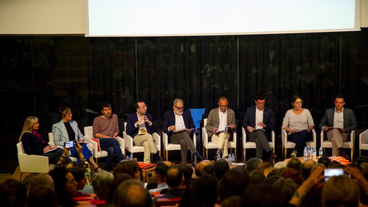 Primer debate electoral de los alcaldables a la Paeria, sobre educación