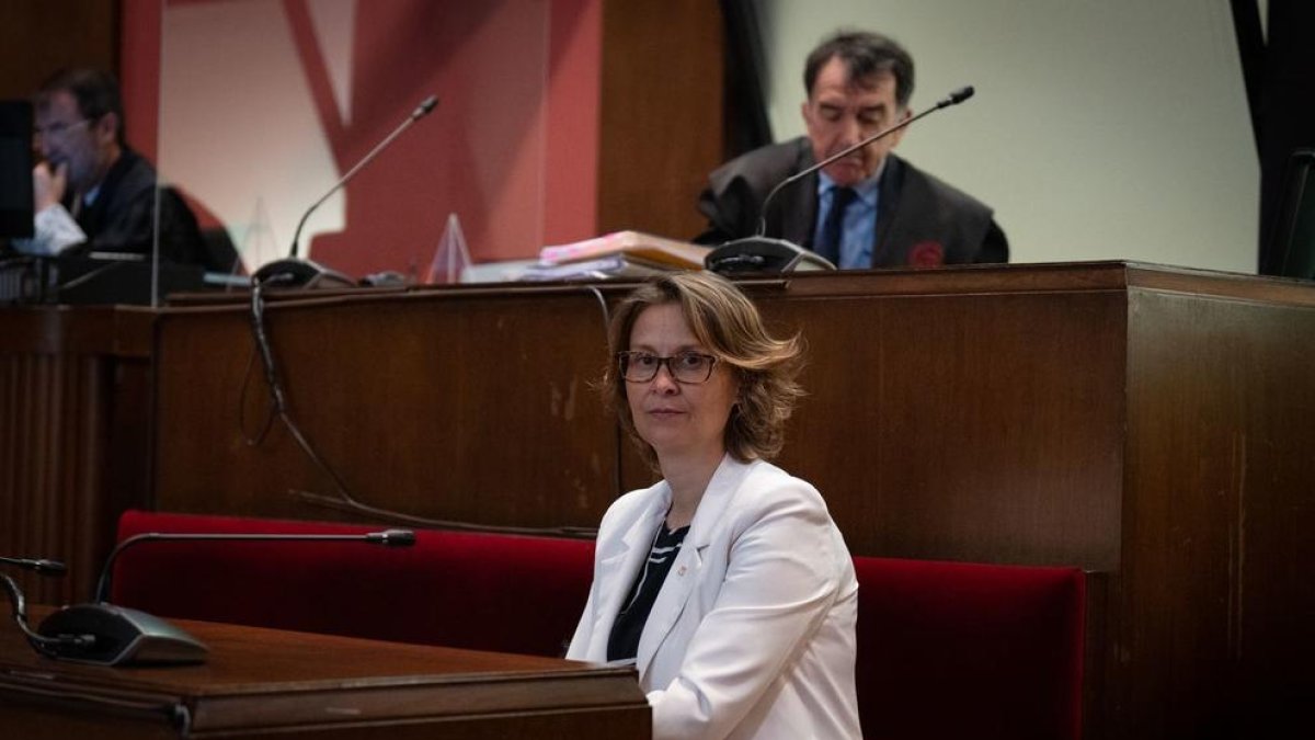 La consellera de Acción Exterior y Unión Europea de la Generalitat, Meritxell Serret, durante el juicio en el Tribunal Superior de Justicia de Catalunya.