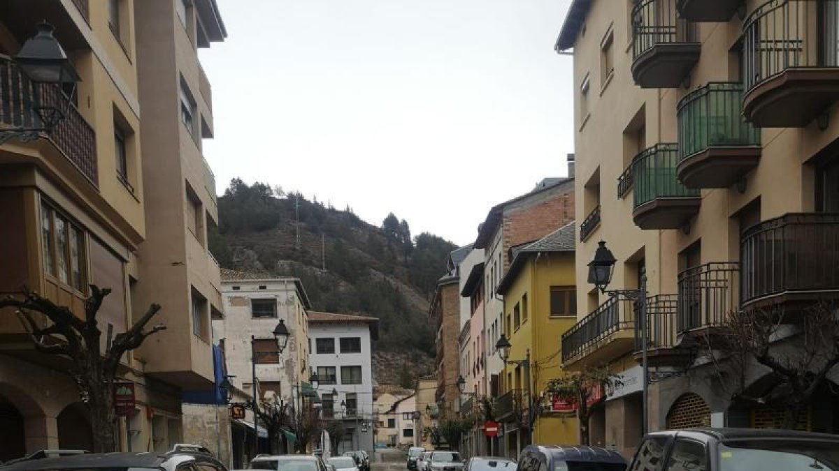 Un dels carrers del Pont de Suert on s’actuarà.