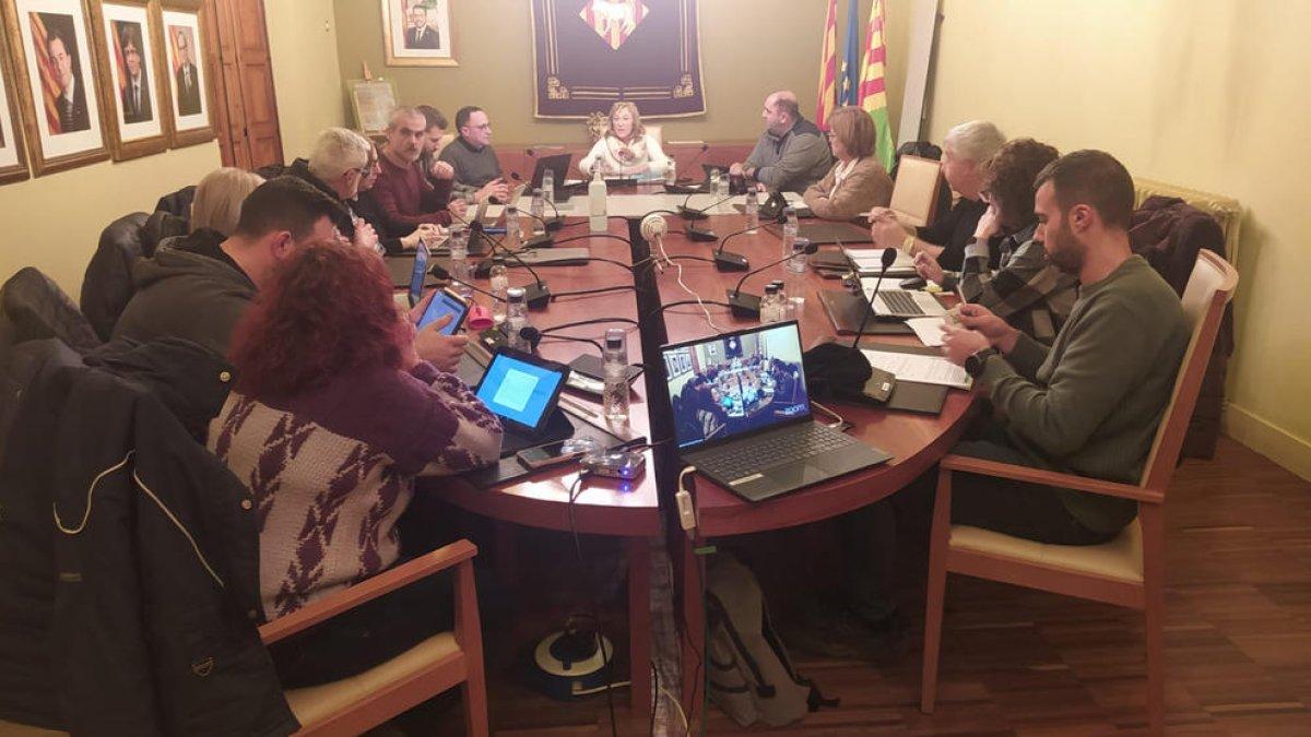 El pleno de Les Borges celebrado ayer por la tarde.