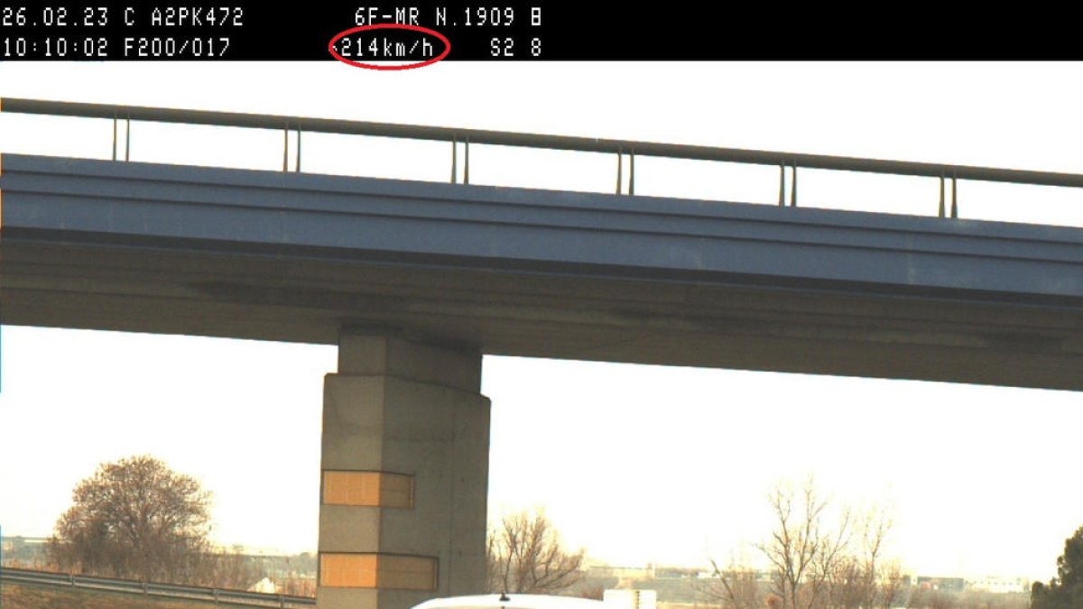Caçats circulant a 214 km/h per l'A-2 i a 132 km/h per Rovira Roure