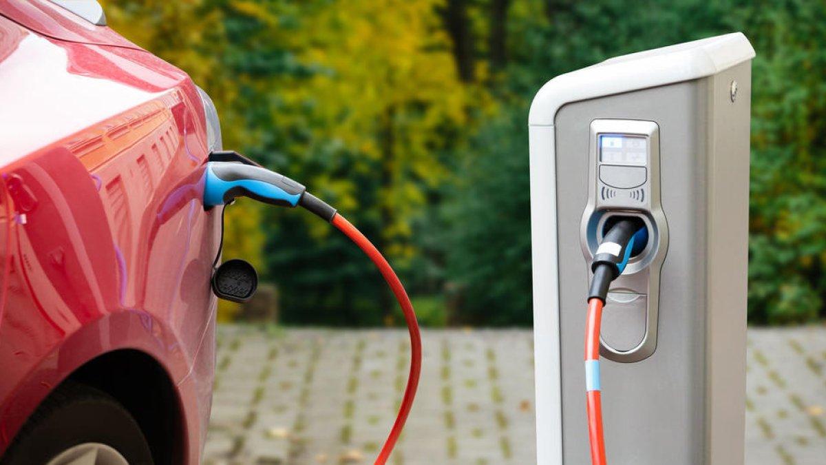 Més estacions de càrrega de vehicles elèctrics