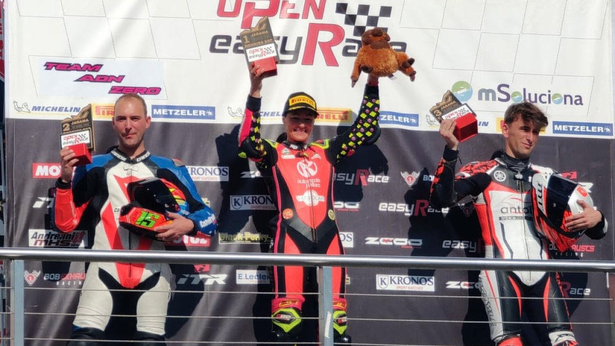 Podio de la carrera del pasado sábado, en la que la leridana Zaida Teruel fue la ganadora en la cilindrada de 600 cc.