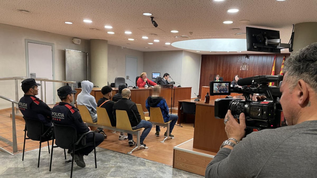 El acusado de violar a una menor con discapacidad en Roselló acepta 11 años de prisión