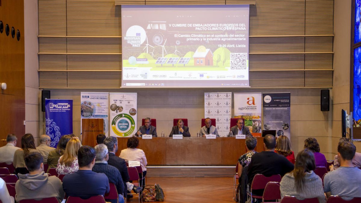 La inauguració de la jornada celebrada ahir al rectorat de la Universitat de Lleida.
