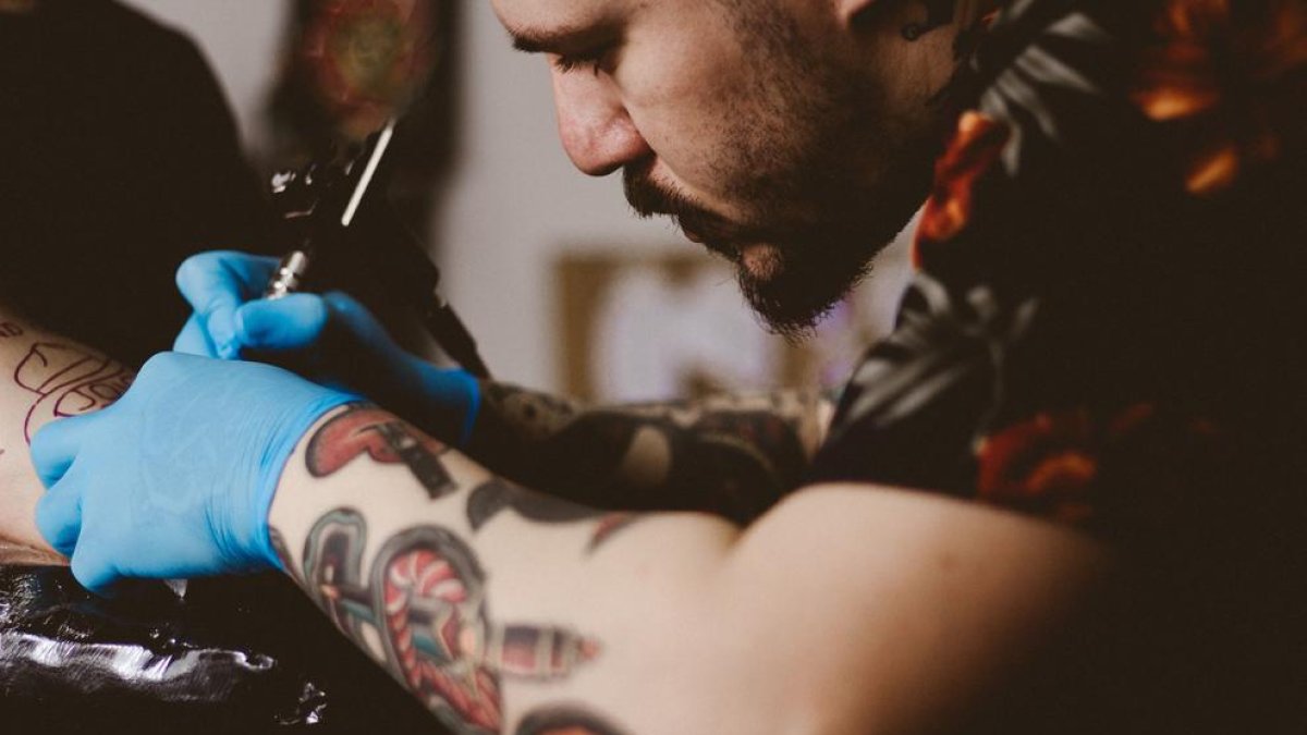 Quant costa esborrar un tatuatge