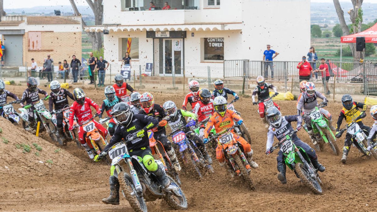 Bellpuig va acollir ahir la sessió de classificatòries a les categories MX1 i MX2, a més de la primera mànega de MX125.