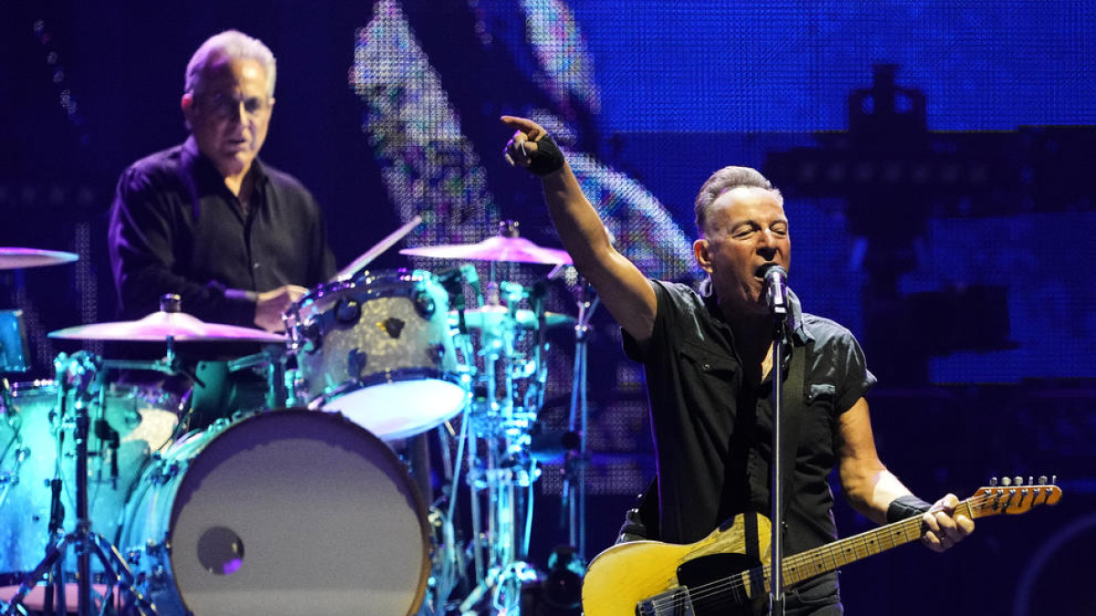 Bruce Springsteen demostró estar en plena forma en Barcelona.