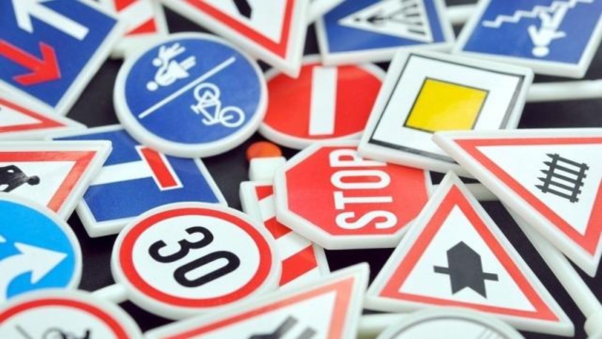 Les 10 preguntes més fallades de l'examen de conduir. Sabries respondre-les?