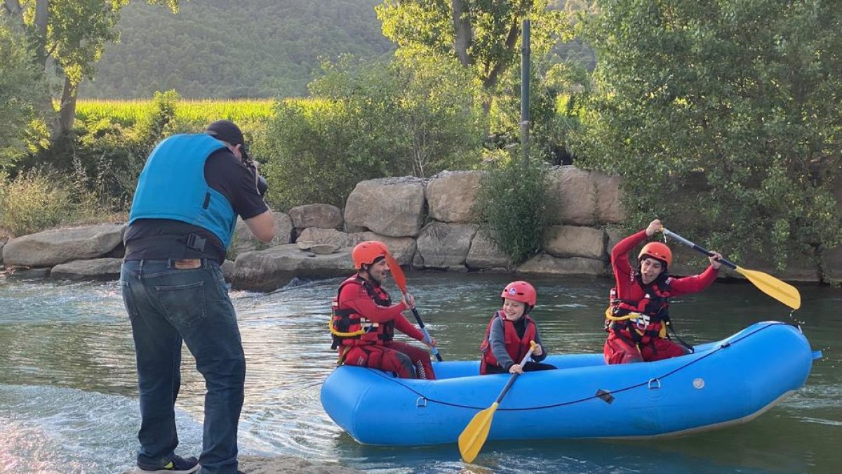 En marxa el calendari solidari Bombers amb Causa 2022