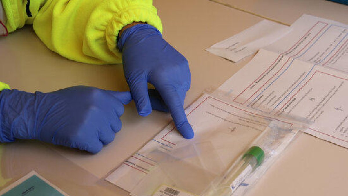 Catalunya registra un nou rècord amb 8.880 contagis