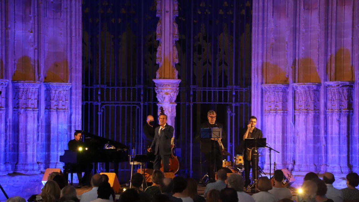 Jazz-swing en la Seu Vella con el 'crooner' barcelonés Stefano Palatchi