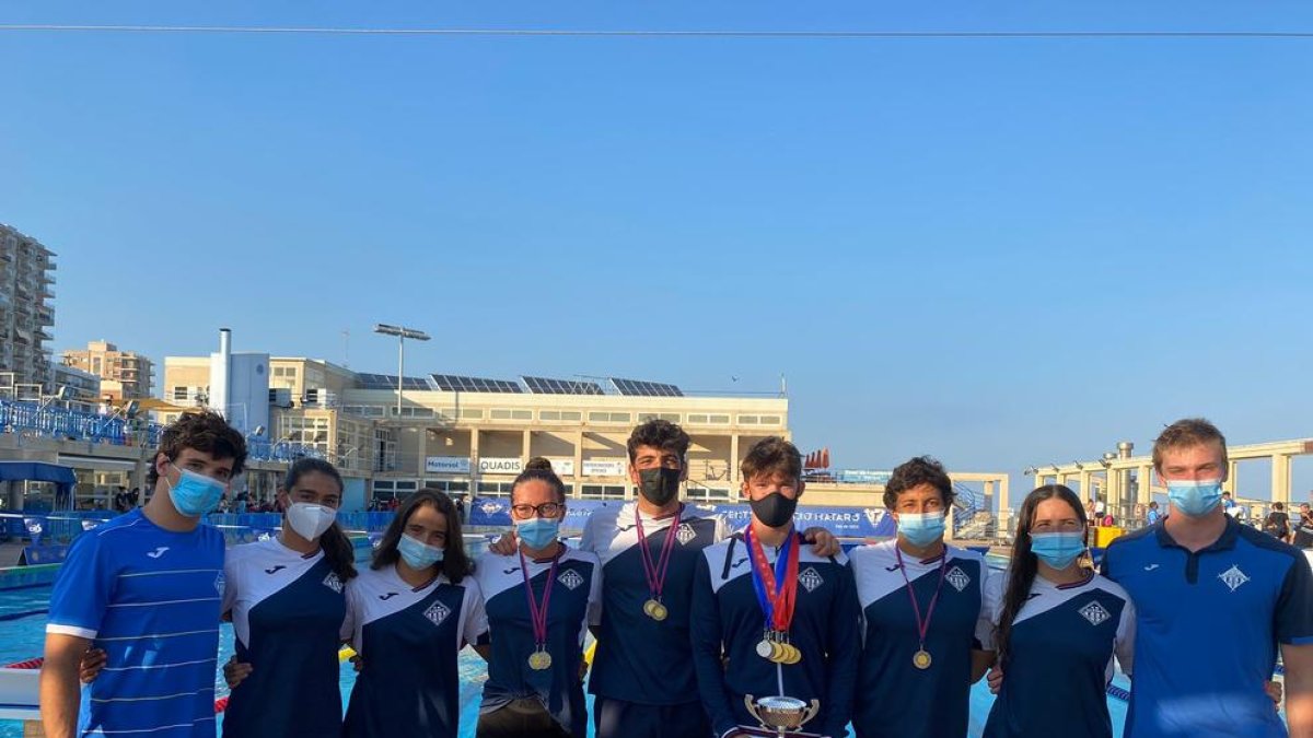 Los representantes del CN Lleida que han tomado parte estos días en el campeonato.