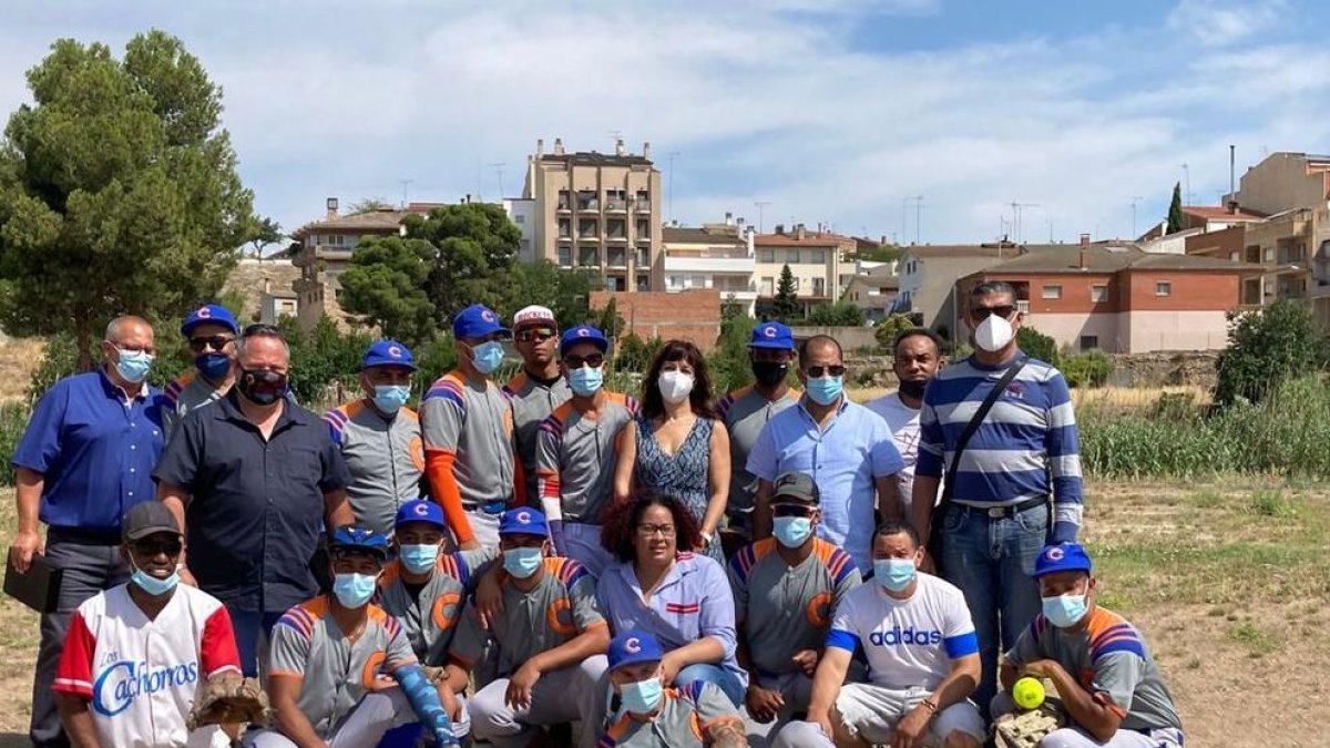 Los participantes en el torneo que se celebró ayer en Tàrrega.