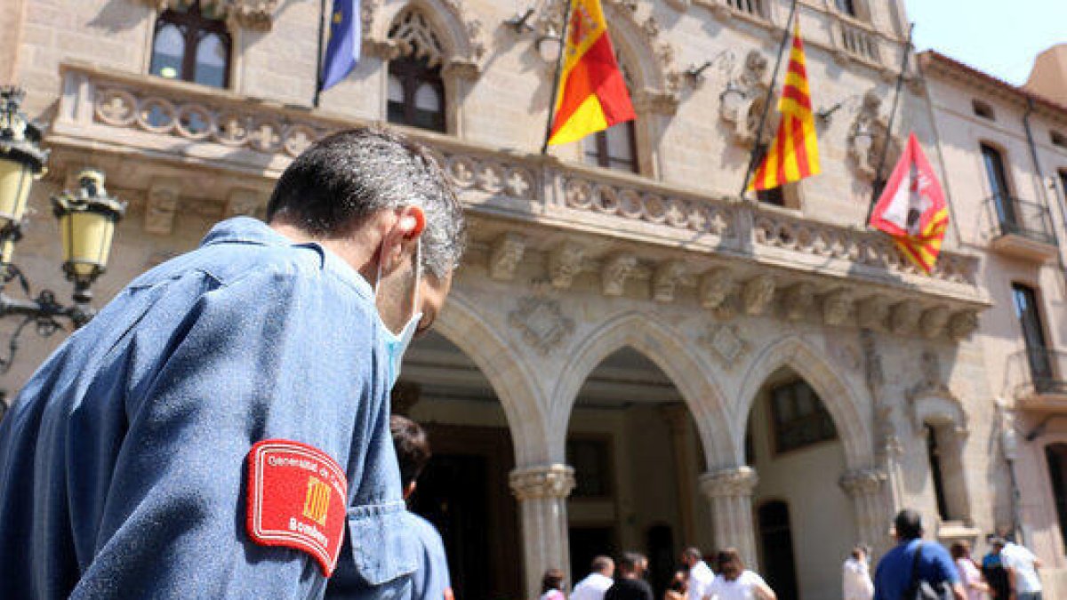 La nena de 4 anys morta en l'incendi d'un pis a Terrassa estava sola a casa seva en el moment dels fets