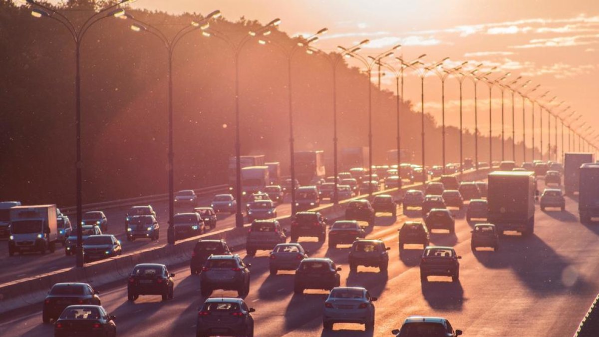 ¿Por qué se producen los atascos en carretera?