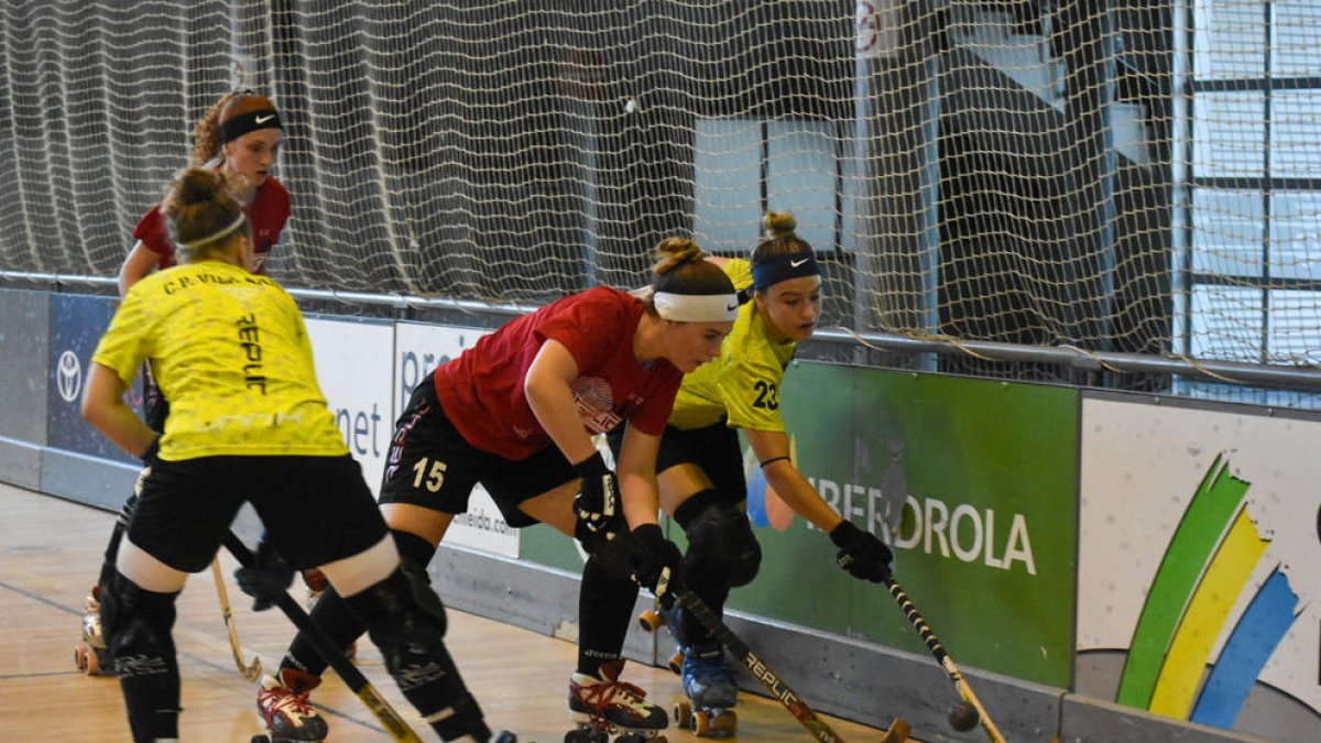 Una acción del partido que se disputó ayer en el pabellón Antoni Roure de Alpicat.