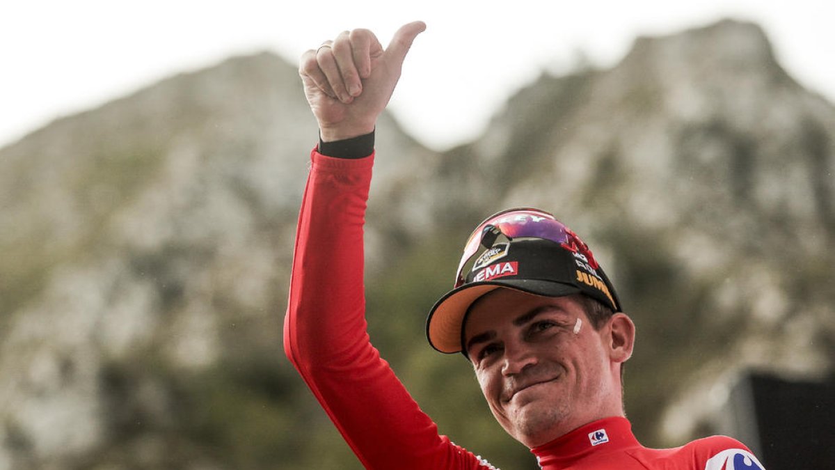 Sepp Kuss, mallot roig de líder a la Vuelta.