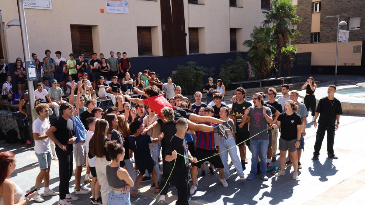 Estudiants d’Inefc Pirineus, ahir durant una de les activitats.